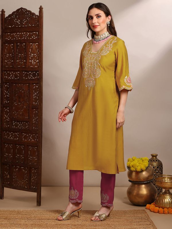 Yellow Zari Embroidered Festive Set with V-Neck Straight Kurta, Scalloped Bell Sleeves & Matching Pants – Elegant Traditional Ensemble for Women