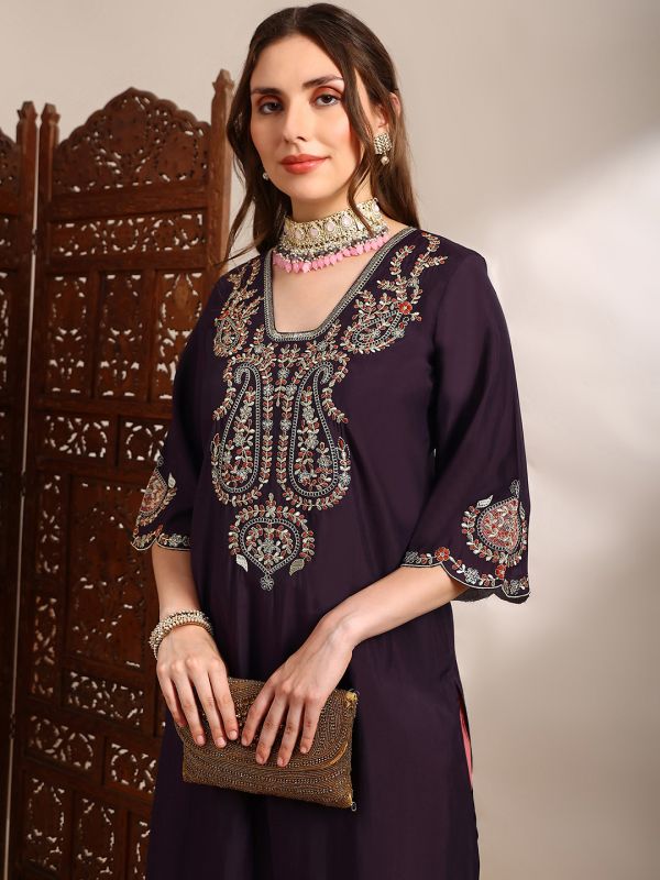 Purple Zari Embroidered Festive Set with V-Neck Straight Kurta, Scalloped Bell Sleeves & Matching Pants – Elegant Traditional Ensemble for Women