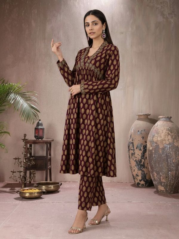 Wine Gold Foil Floral Print Festive Set with Embroidered V-Neck Alia Cut A-Line Kurta & Matching Pants – Elegant Traditional Ensemble for Women