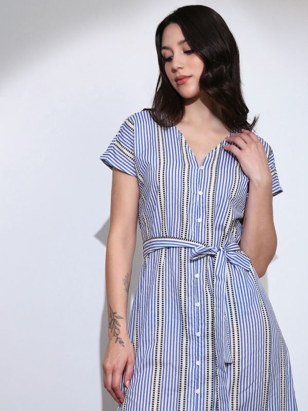 Stylish Blue Striped A-Line Midi Shirt Dress with V-Neck, Front Slit & Belted Waist – Elegant Everyday Workwear