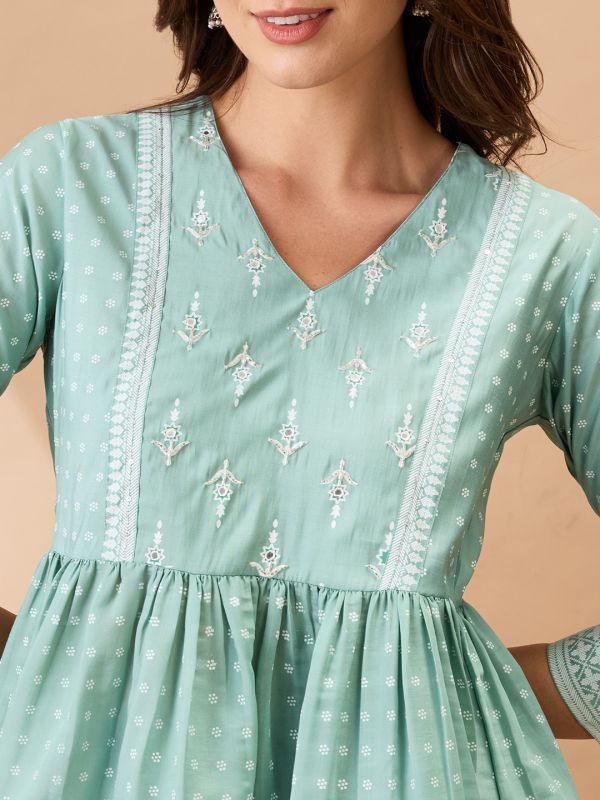 Green Ethnic Print Gathered Tunic with V-Neck & Sequinned Detailing – Elegant Festive Fusion Wear for Women