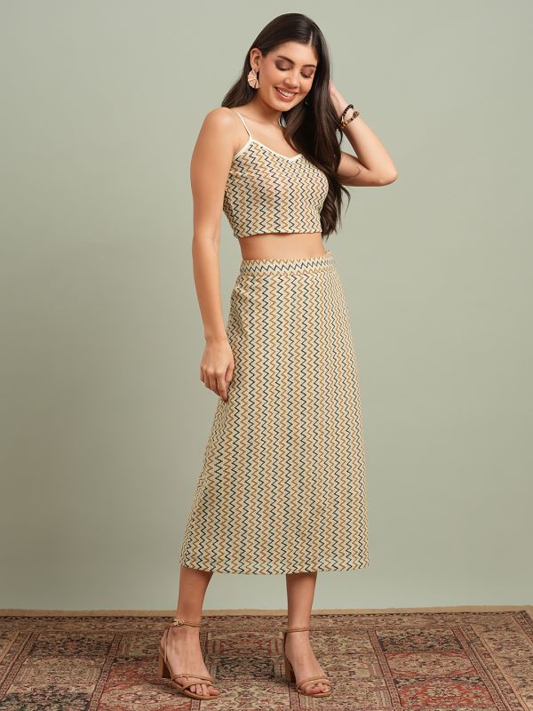 Off-White Abstract Print Resort Co-Ord Set with V-Neck Strap Crop Top & Matching Skirt – Perfect for Vacation & Brunch Wear